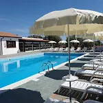Cilento Dreams Village منتجع *